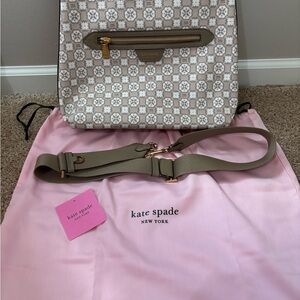 New Kate Spade Beige Floral bag